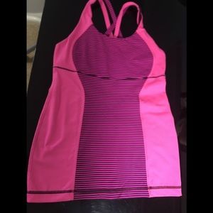 Lululemon Tank, great Condition